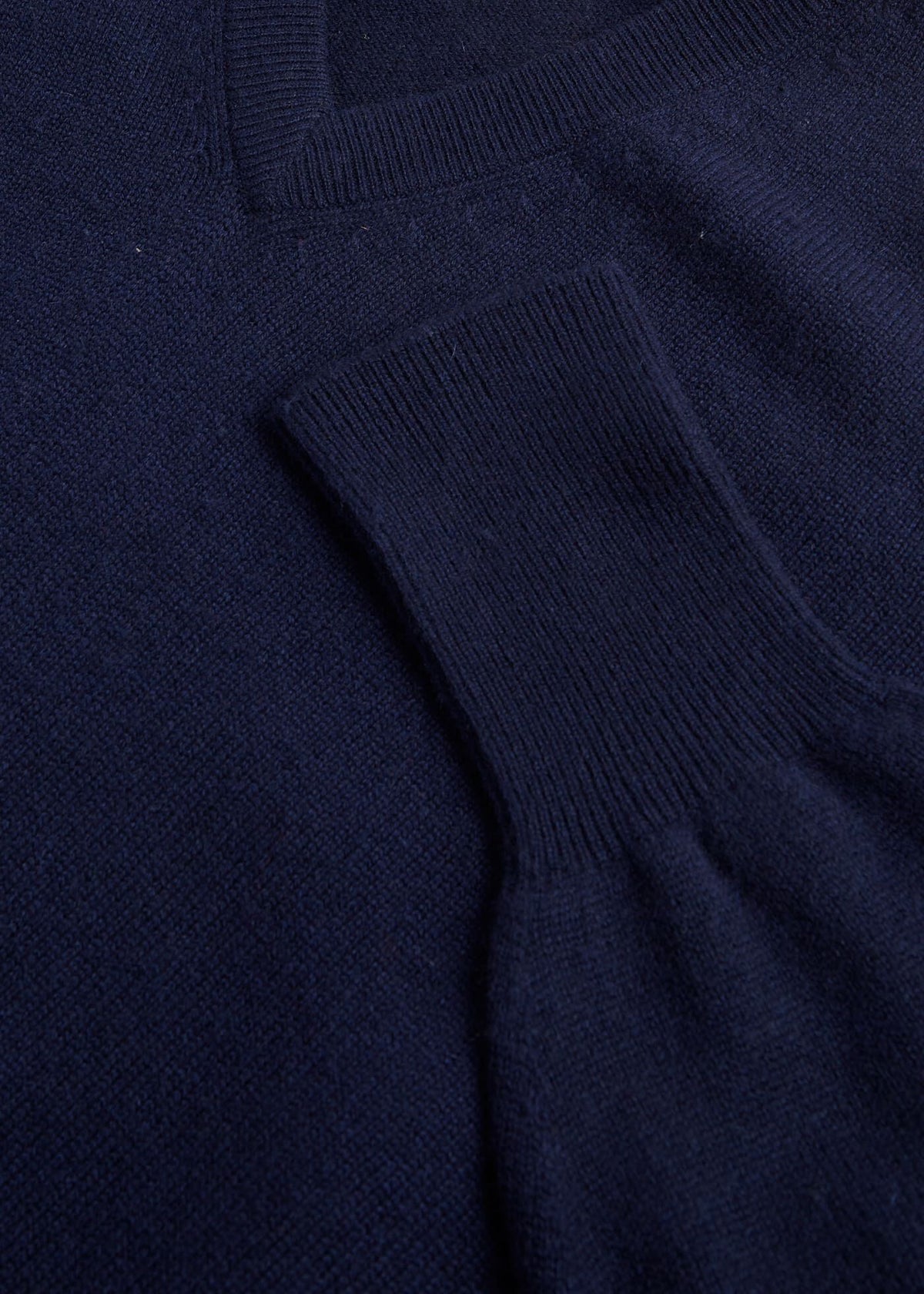 Classic Cashmere V-Neck Sweater - Paul Stuart Trending