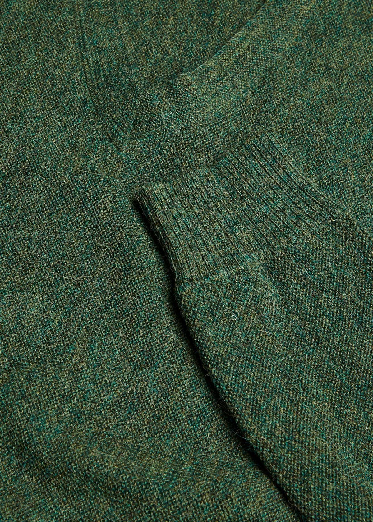 Classic Alpaca Links V-Neck Sweater - Paul Stuart Premium