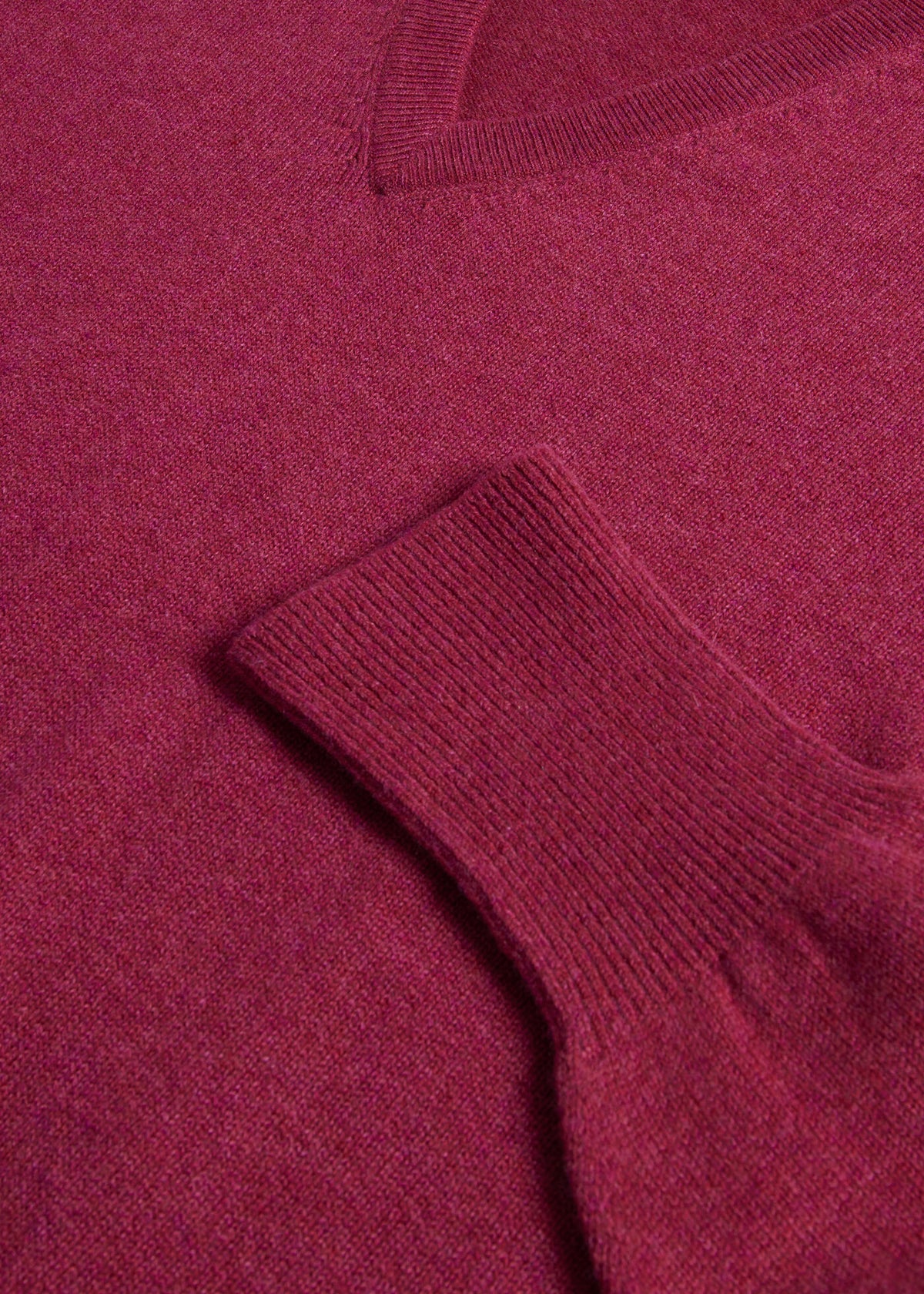 Classic Cashmere V-Neck Sweater - Paul Stuart Essential