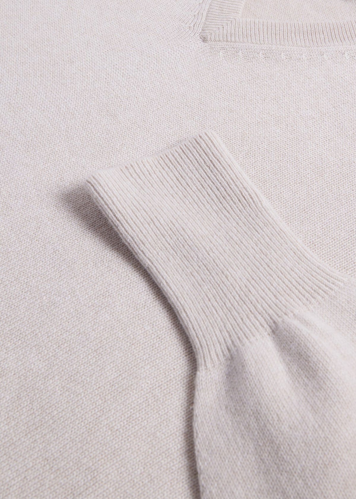 Classic Cashmere V-Neck Sweater - Paul Stuart Latest