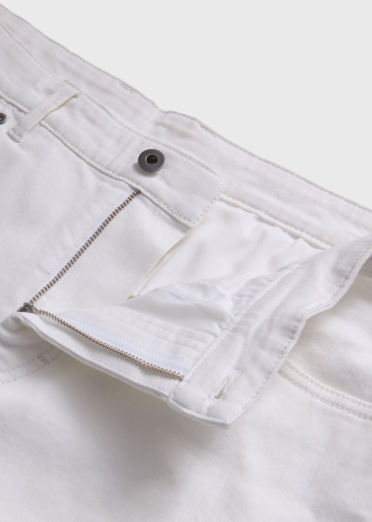 Denim Five-Pocket Pant - Paul Stuart Essential