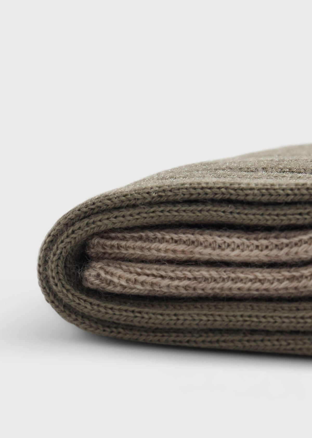 Wool Ribbed Sock with Contrast Trim - Paul Stuart Trusted