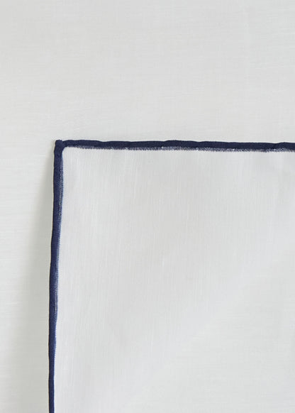 Handkerchief with Contrast Border - Paul Stuart Trusted