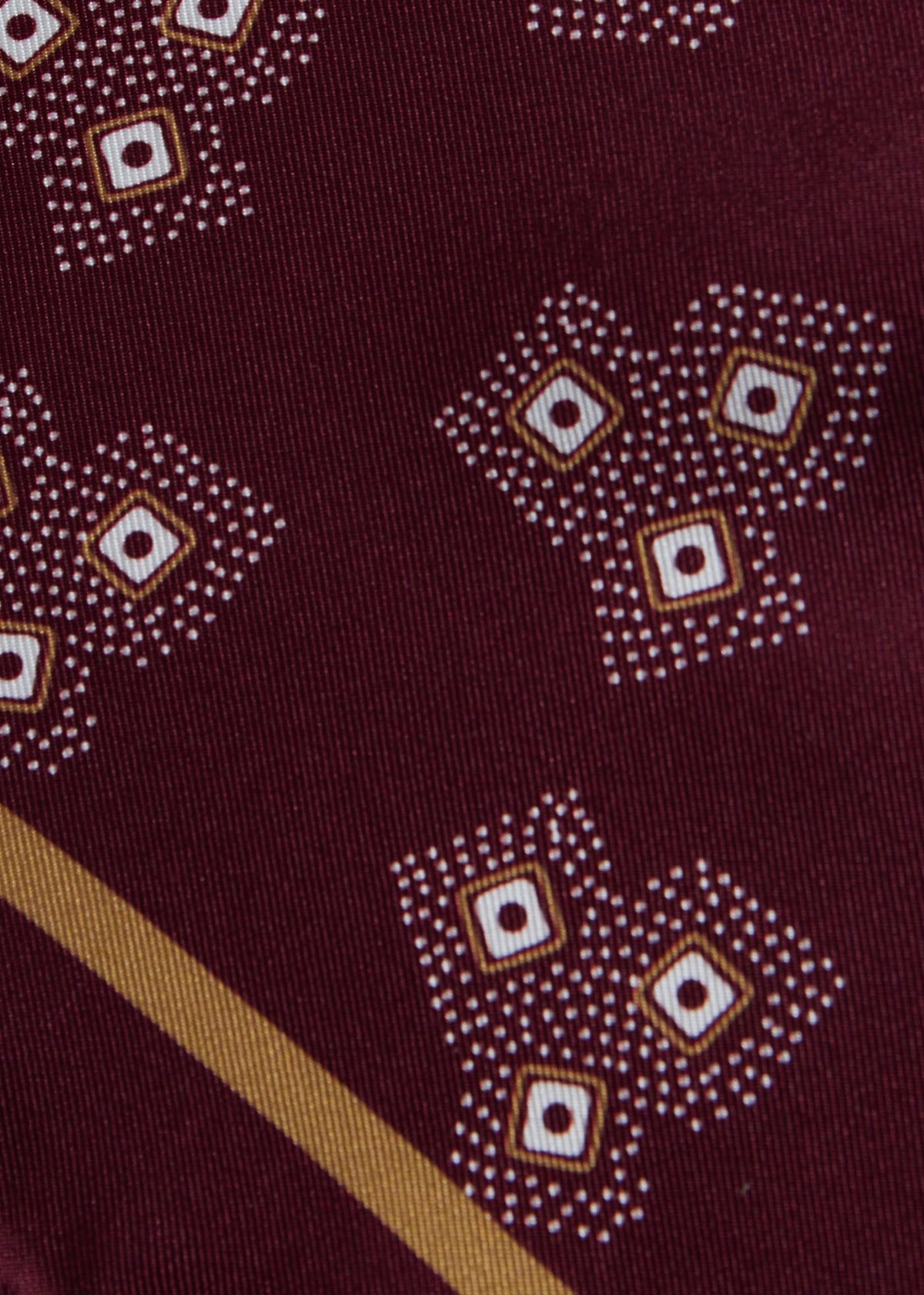 Geometric Dot Pocket Square - Paul Stuart Trusted