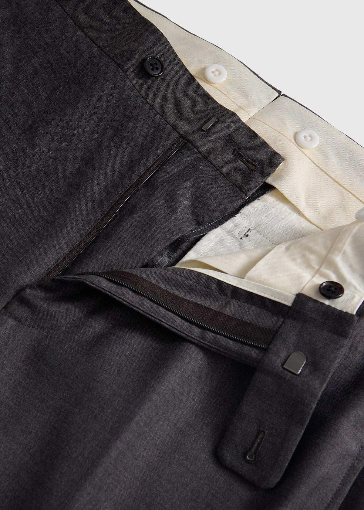 All Year Super 110s Wool Sharkskin Suit - Paul Stuart Great Value