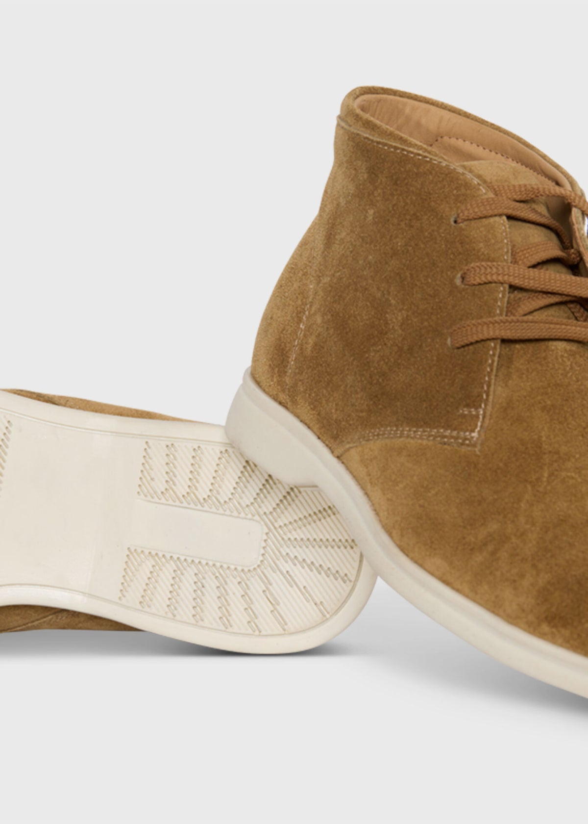 Hans Suede Chukka Boot - Paul Stuart Deals